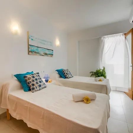 Seafront With Balcony Apartment
