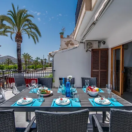 Seafront With Balcony *